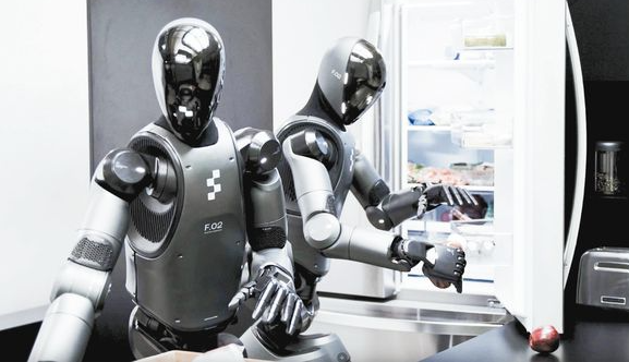 人形機(jī)器人加速“進(jìn)化”，專家：距離像人一樣思考和行動(dòng)還很遠(yuǎn)